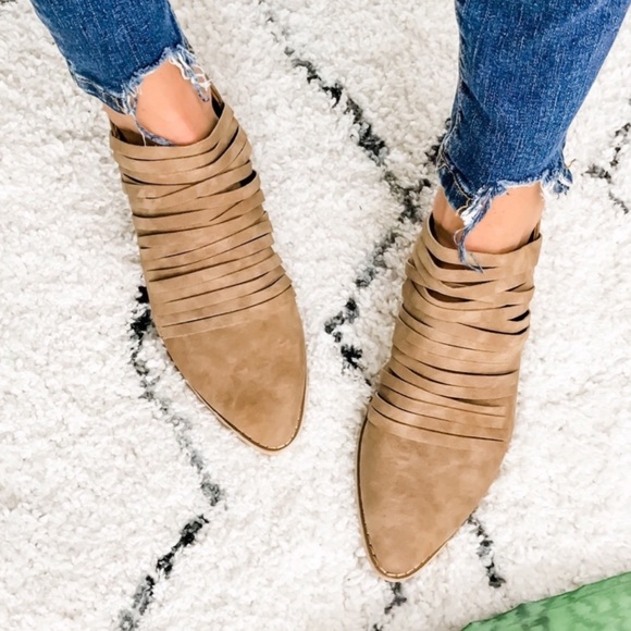 1 LEFT! 5⭐️ /FREE SOUL/ Rated Boho Ankle Booties - Picture 3 of 8